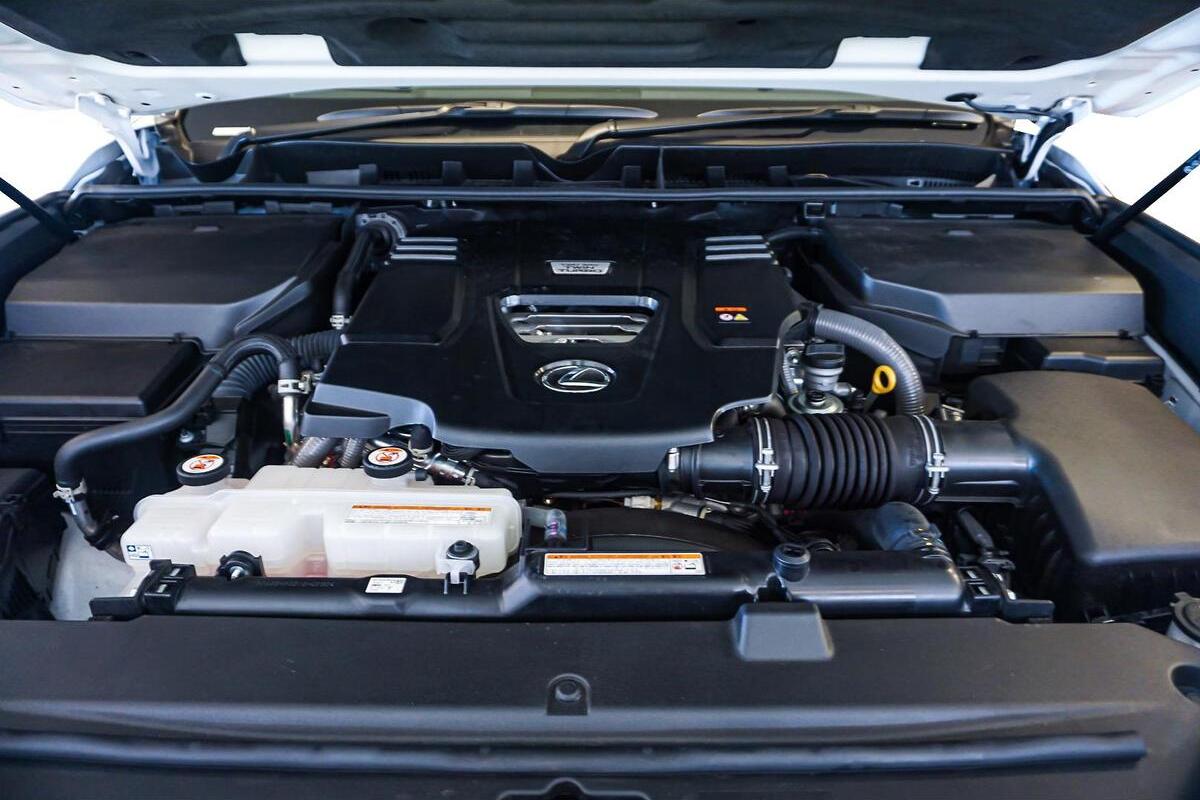 2025 Lexus LX LX500d F Sport Auto 4x4 image 11
