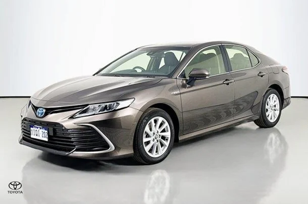 2023 Toyota Camry Hybrid Ascent image 4