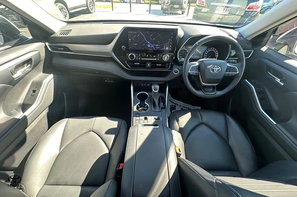 2024 Toyota Kluger Hybrid GXL AWD image 10