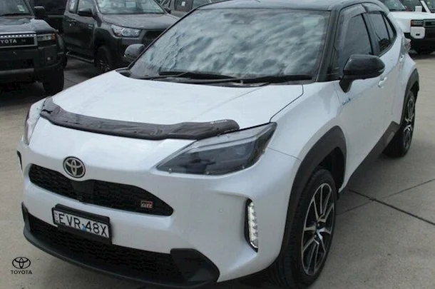 2022 Toyota Yaris Cross Hybrid GR-S image 14