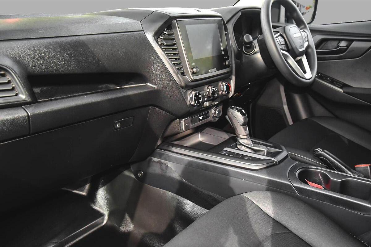 2024 Isuzu D-MAX SX Auto 4x4 MY24 image 8