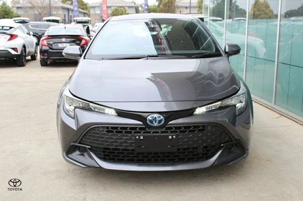2023 Toyota Corolla Hatch Hybrid Ascent Sport image 3