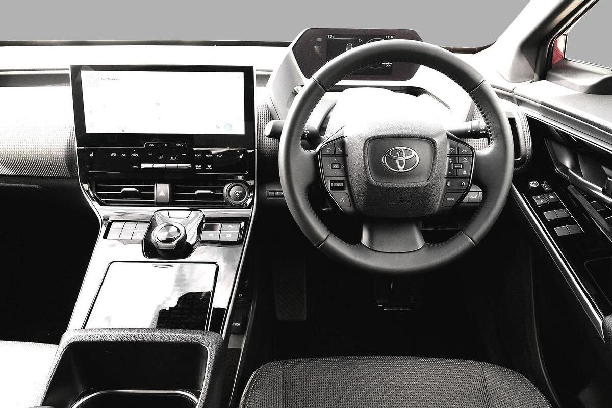 2024 Toyota bZ4X Auto 2WD image 6