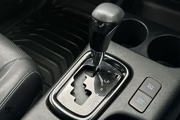 2019 Toyota Hilux Rugged X image 38