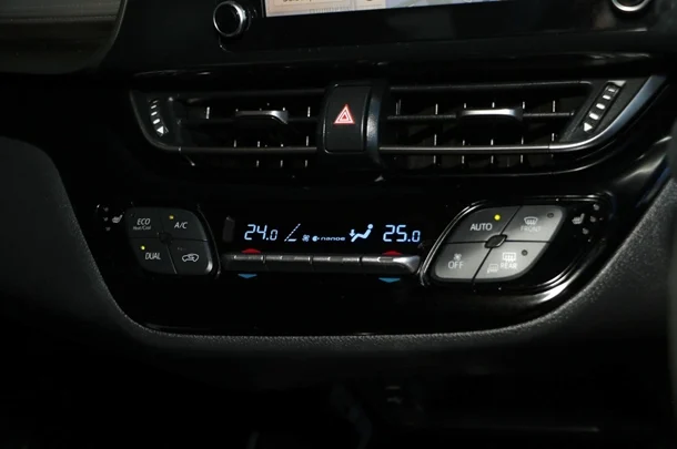 2021 Toyota C-HR Hybrid Koba 2WD image 17