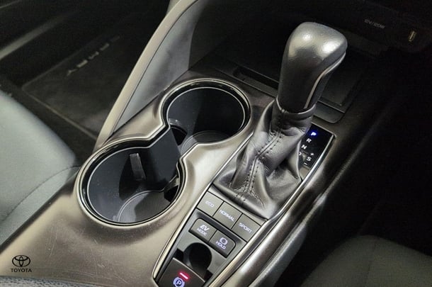 2021 Toyota Camry Hybrid Ascent Sport image 26