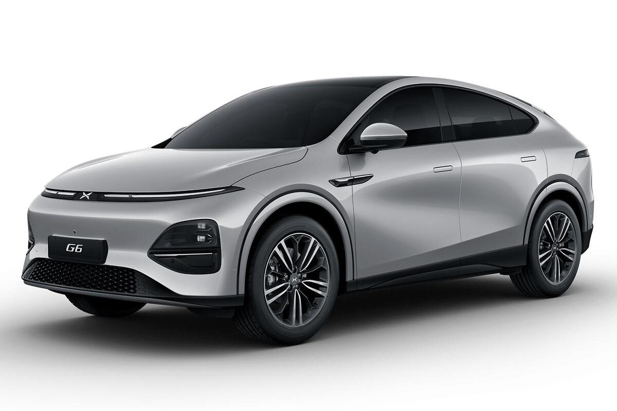 2025 XPeng G6 Standard Range Auto image 1