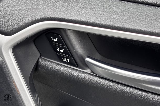 2021 Toyota RAV4 Cruiser 2WD image 16