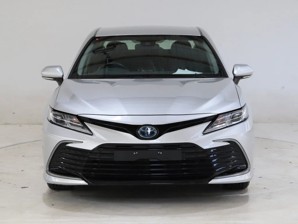 2021 Toyota Camry Hybrid Ascent image 2