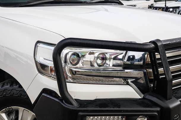 2019 Toyota Landcruiser GXL image 12