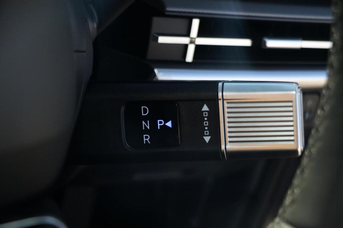 2025 Hyundai Santa Fe Hybrid Auto AWD MY25 image 19