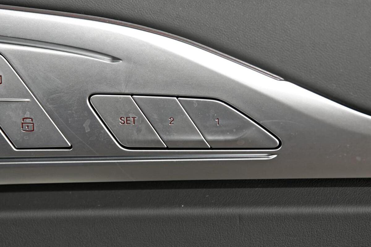 2025 BMW 8 Series 840i M Sport G16 LCI Auto image 15