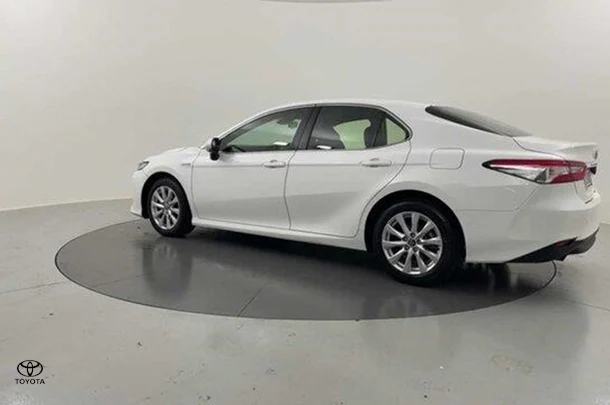 2019 Toyota Camry Hybrid Ascent image 3
