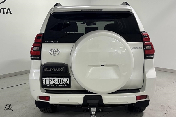 2019 Toyota Prado Kakadu image 7