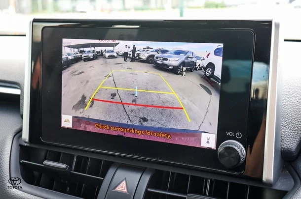 2023 Toyota Rav4 Hybrid GX image 17