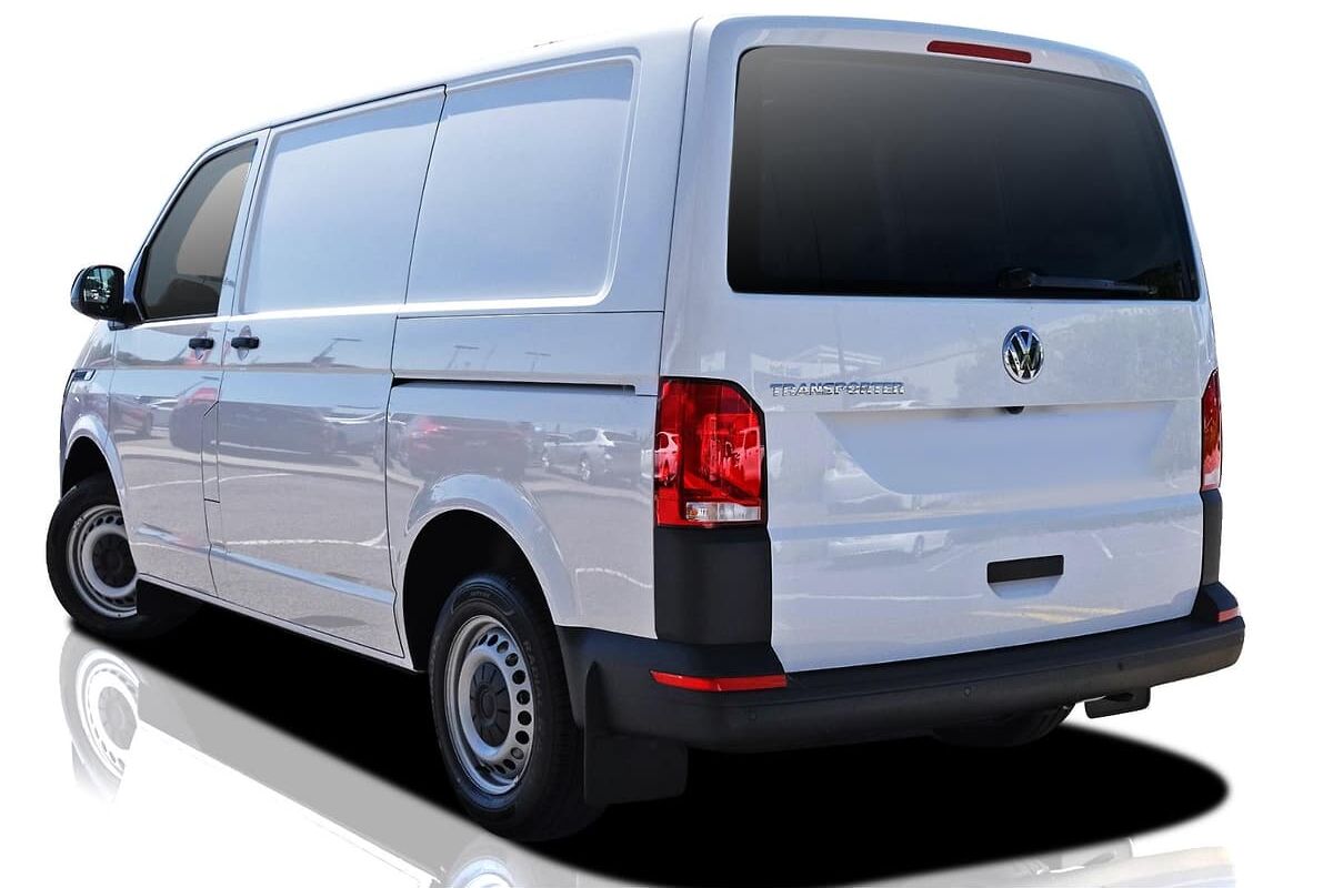 2024 Volkswagen Transporter TDI250 T6.1 SWB Manual MY24 image 4