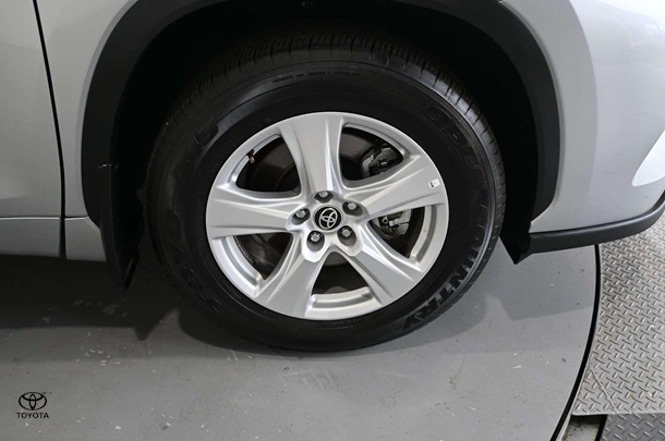 2023 Toyota Kluger GX-2WD image 9