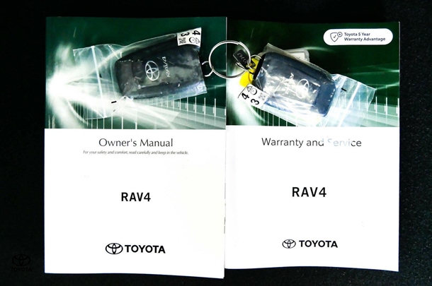 2024 Toyota RAV4 Hybrid GX 2WD image 25