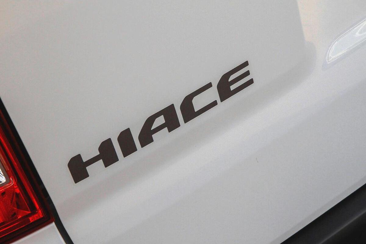 2024 Toyota Hiace LWB Auto image 11