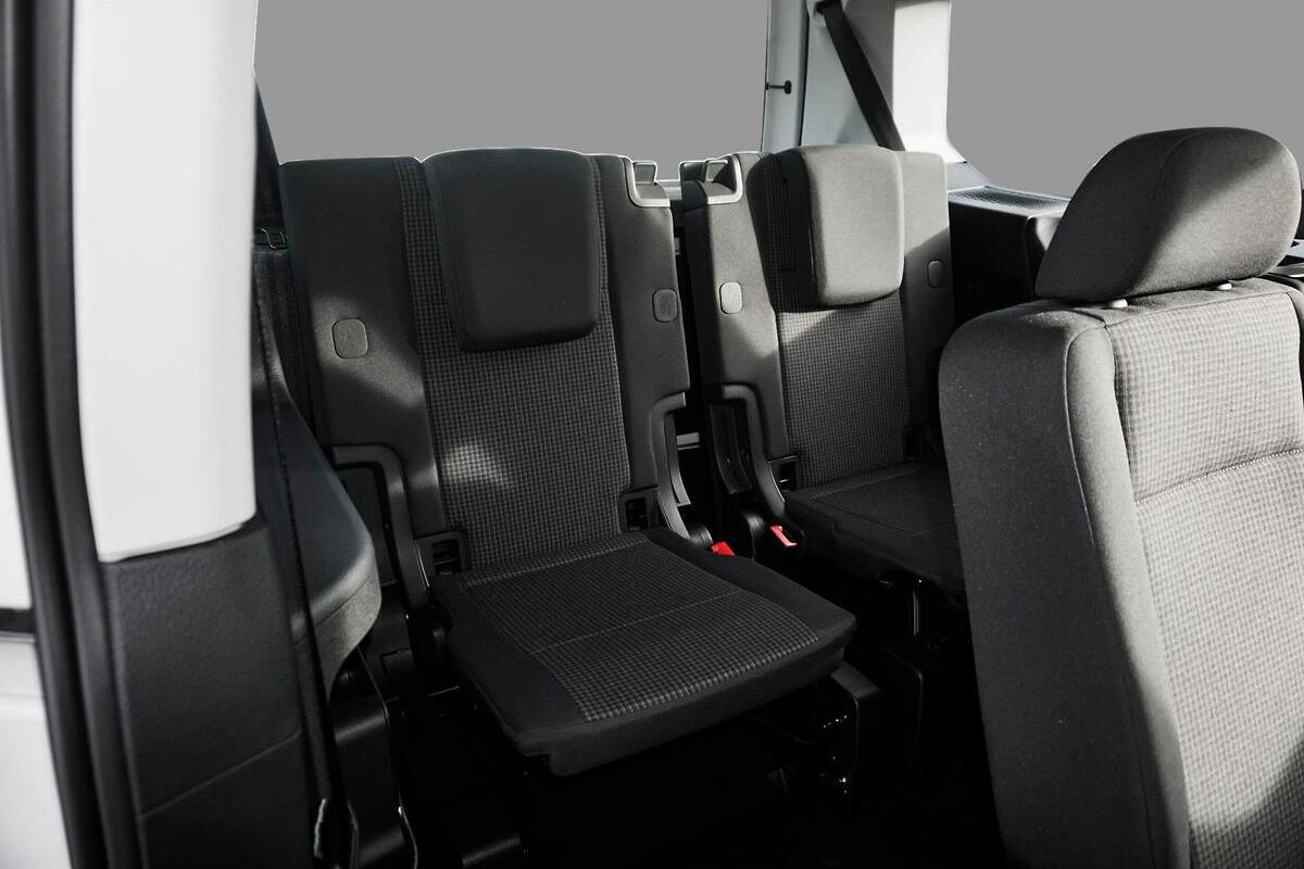 2024 Volkswagen Caddy TDI320 5 Maxi Auto MY24 image 9