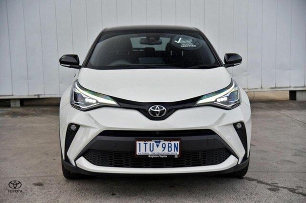 2021 Toyota C-HR Koba AWD image 6