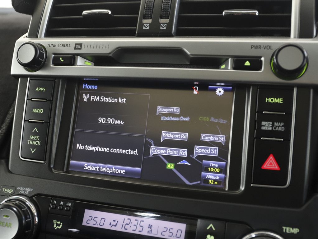 2017 Toyota Prado Kakadu image 14