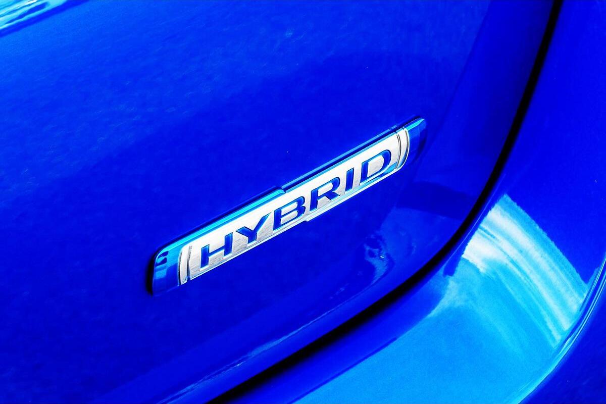 2024 Suzuki Swift Hybrid Manual image 11