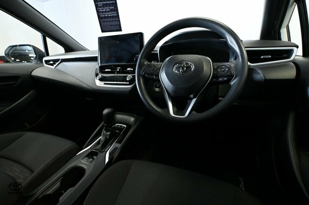 2022 Toyota Corolla Ascent Sport image 19