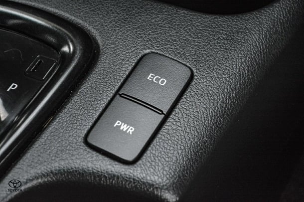 2023 Toyota Hilux 4x4 Rogue image 21