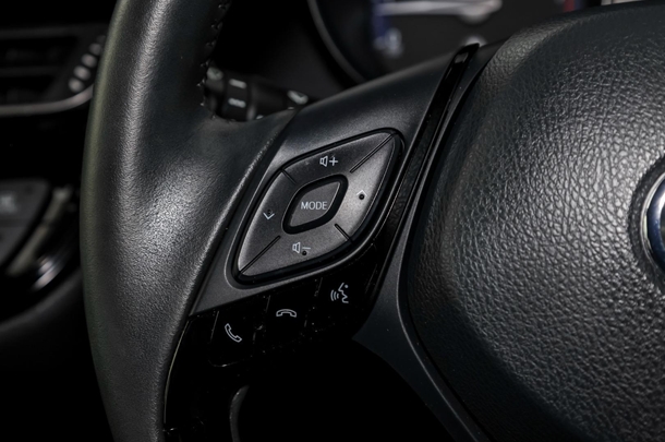 2022 Toyota CH-R Koba 2WD image 12
