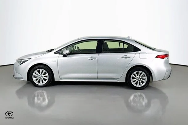 2023 Toyota Corolla Sedan Hybrid Ascent Sport image 5
