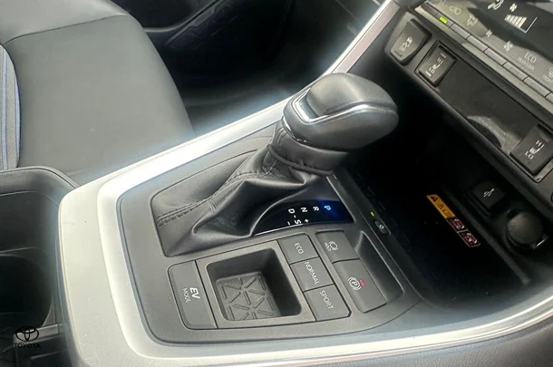 2022 Toyota Rav4 Hybrid XSE (2WD) image 13