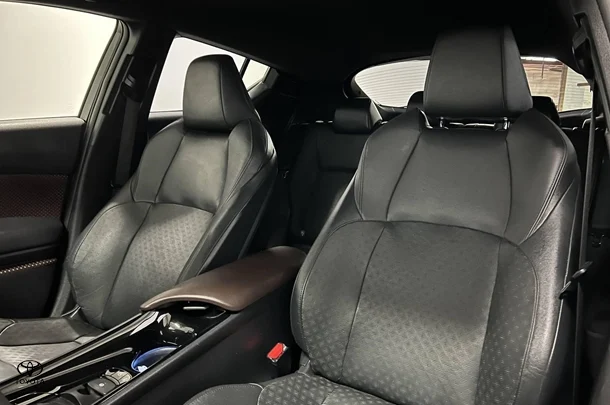 2017 Toyota C-HR Koba 2WD image 16