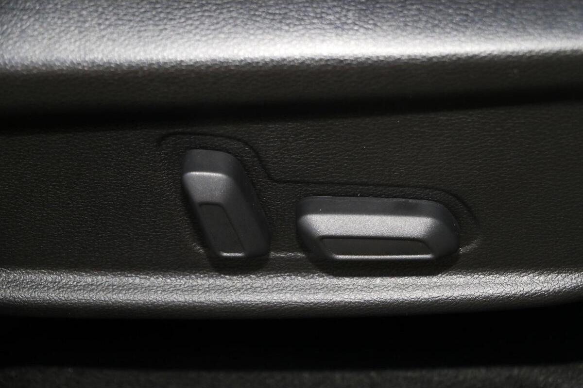 2024 LDV eT60 Auto MY23 Dual Cab image 16