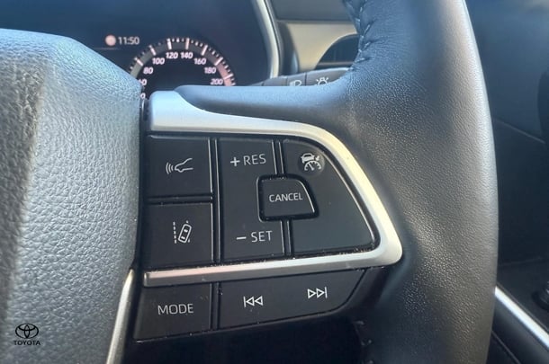 2024 Toyota Kluger Hybrid GX AWD image 20