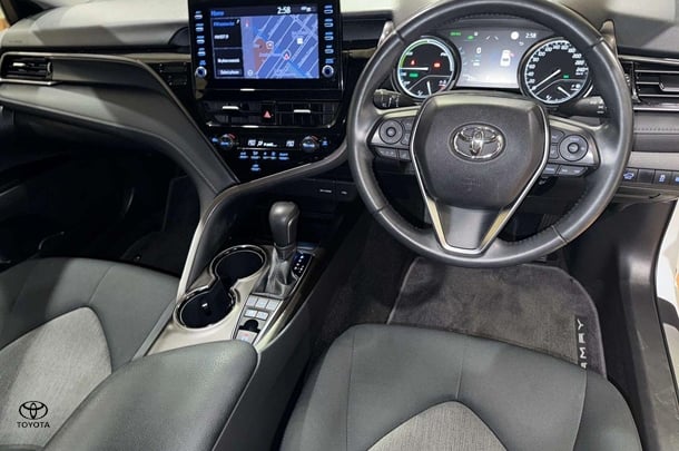 2021 Toyota Camry Hybrid Ascent Sport image 4