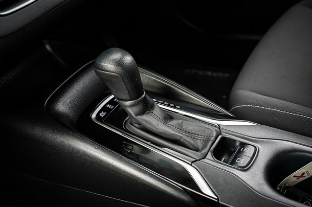 2020 Toyota Corolla Hatch Hybrid Ascent Sport image 23