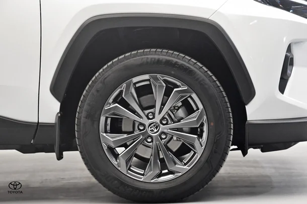2024 Toyota RAV4 Hybrid GXL-2WD image 22