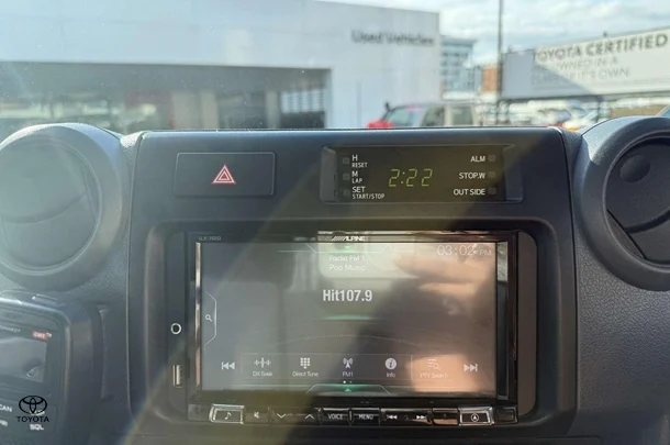 2017 Toyota LC Military GXL image 20