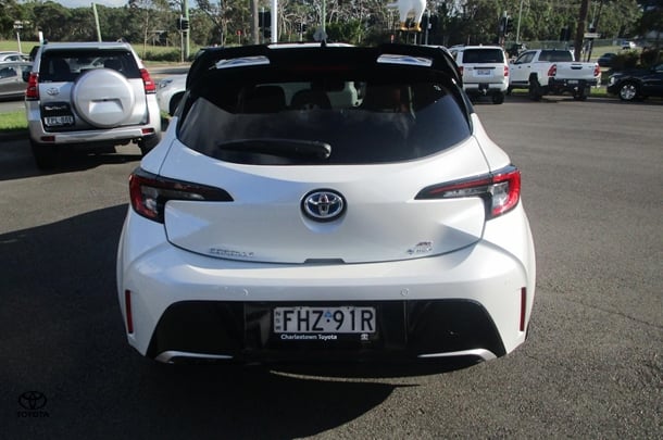 2024 Toyota Corolla ZR image 8