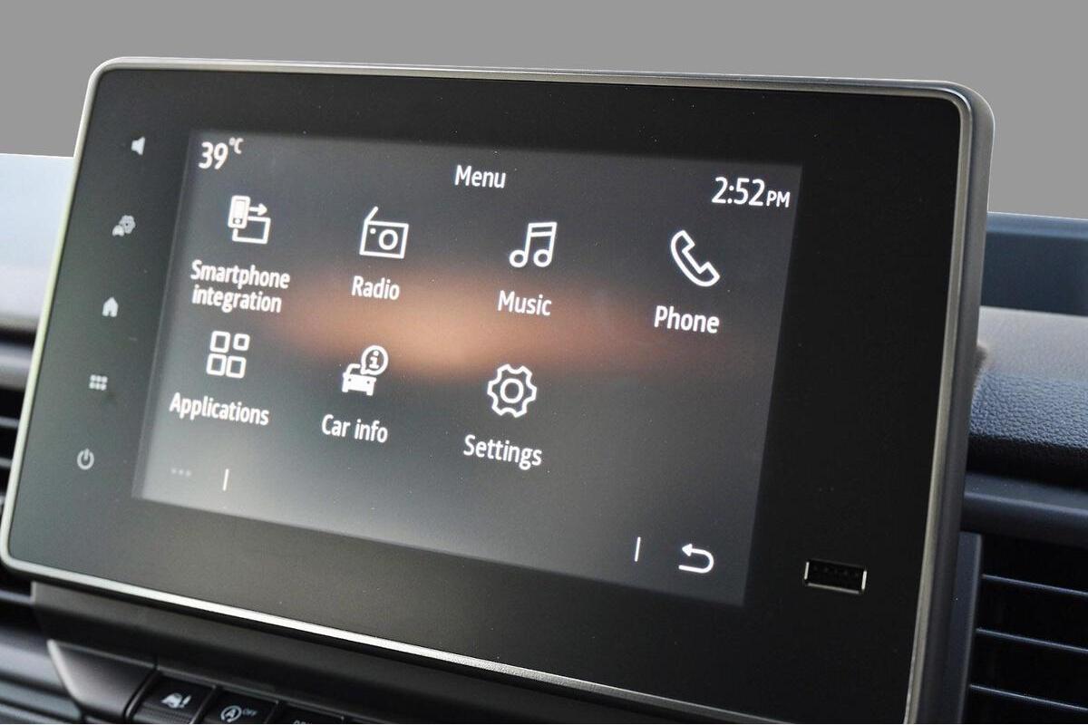 2024 Renault Trafic Crew Pro LWB Auto MY24 image 11