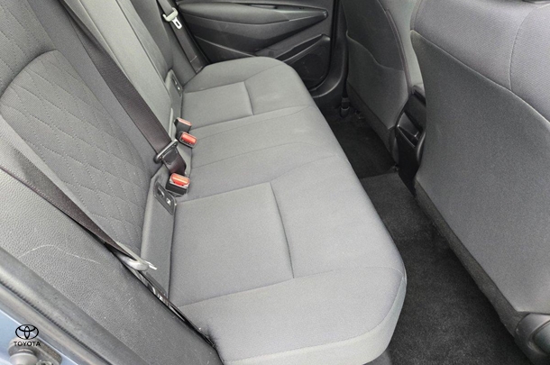 2022 Toyota Corolla Sedan Hybrid Ascent Sport image 14