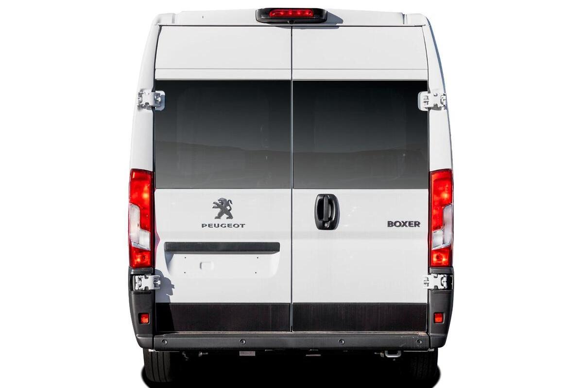 2024 Peugeot Boxer Pro LWB Manual MY23 image 3