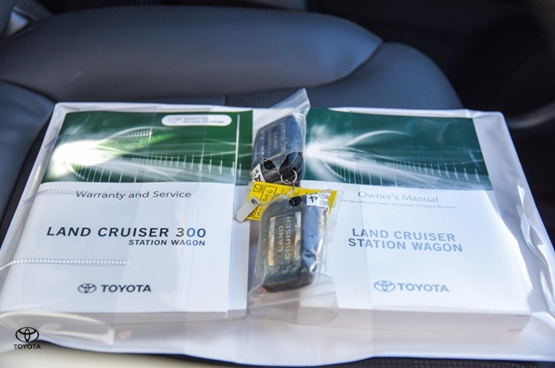 2024 Toyota Landcruiser Sahara ZX image 6