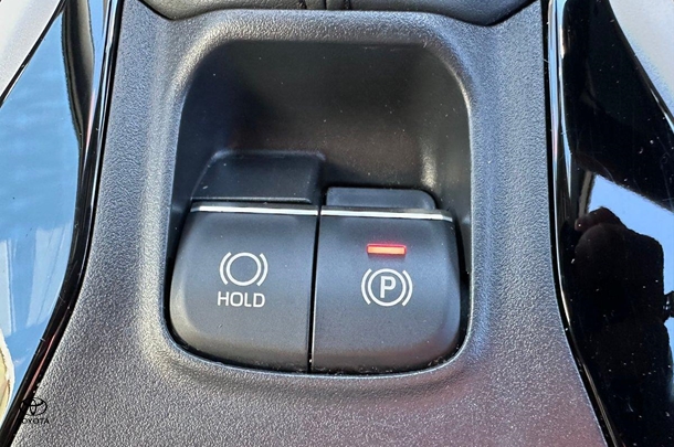 2021 Toyota Corolla ZR image 28