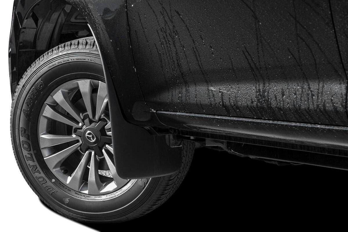 2024 Mazda BT-50 XT TF Auto 4x2 Dual Cab image 17