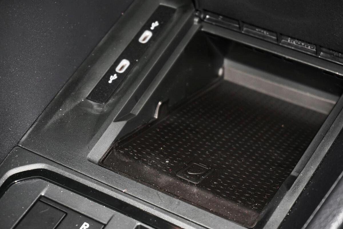 2024 Volkswagen Caddy TDI320 5 Maxi Auto MY24 image 10