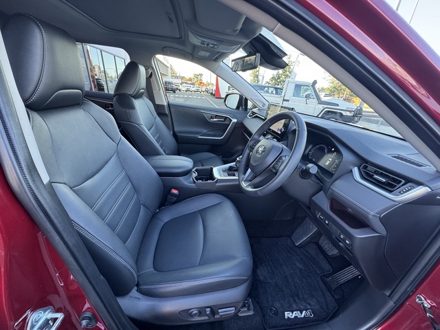 2023 Toyota Rav4 Hybrid Cruiser 2WD image 12