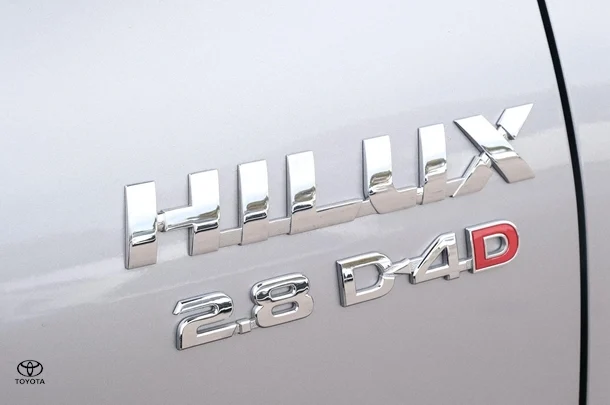 2022 Toyota Hilux SR5 image 19