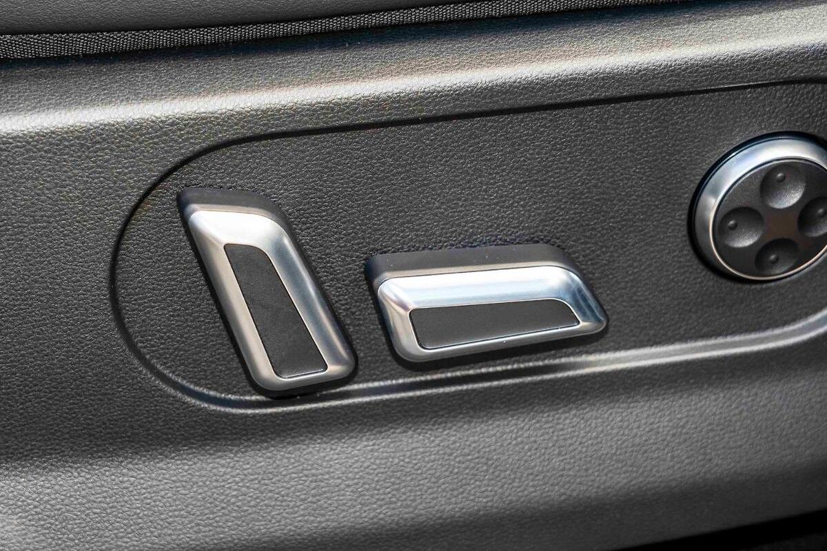 2025 GWM Cannon Alpha Ultra Hybrid Auto 4WD Dual Cab image 17